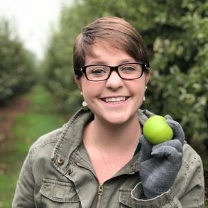 Meet your Posher, Roxanne